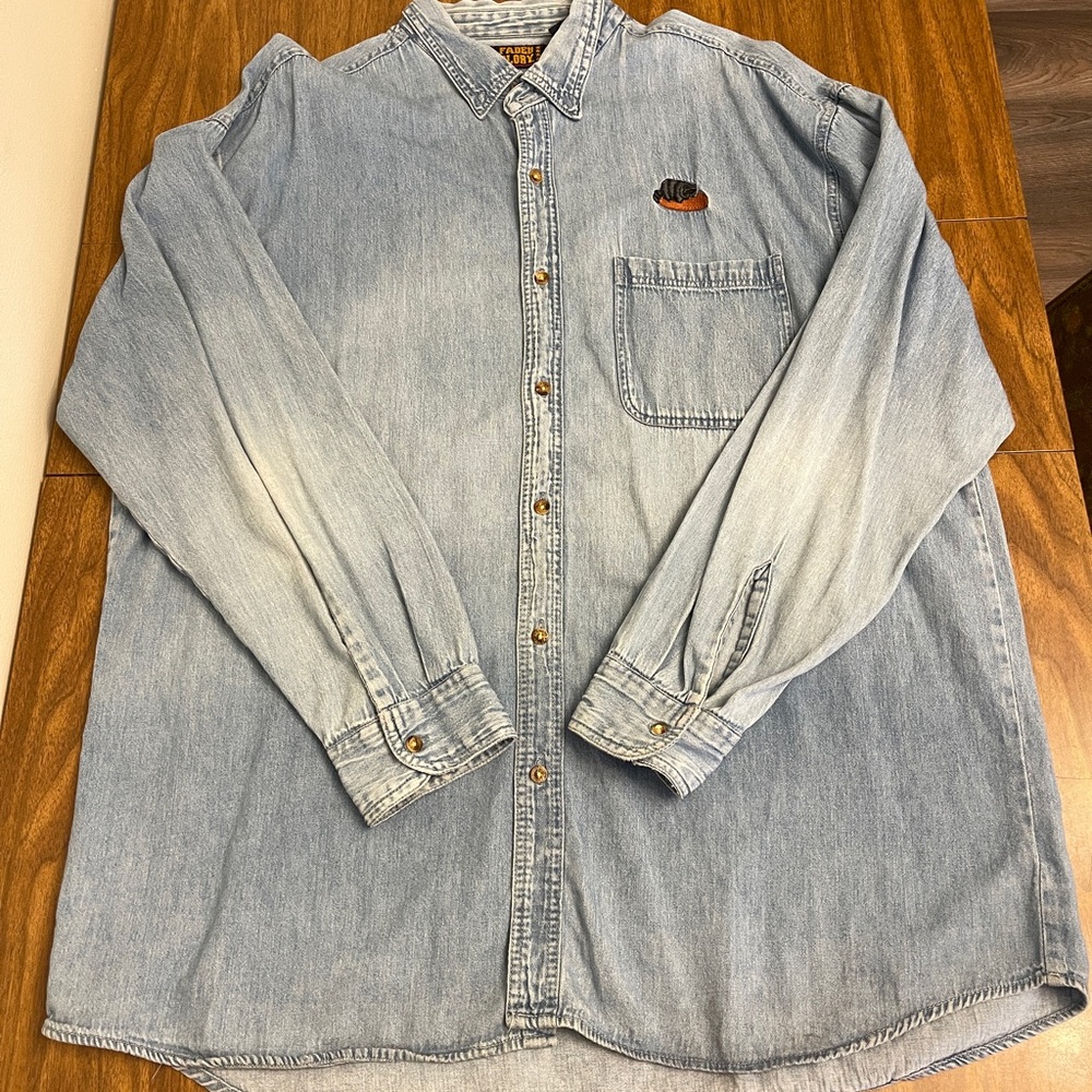 Faded Glory Jean Button Up With Raccoon On Log Patch